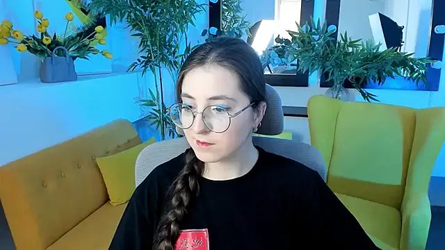 VirtuallVoyant on StripChat