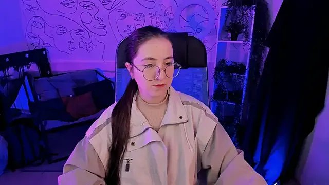 VirtuallVoyant on StripChat