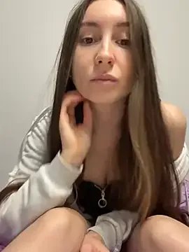 Freechat viviandaimond1 on StripChat