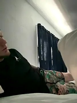 VixyGang on StripChat