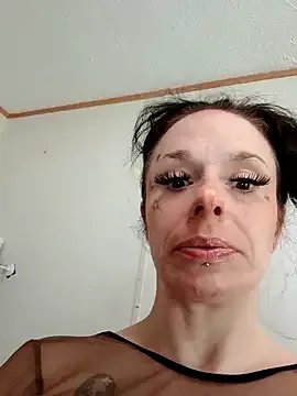 Freechat vvictoria_xxx on StripChat