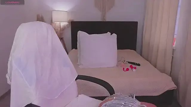 Wendy__Hills on StripChat