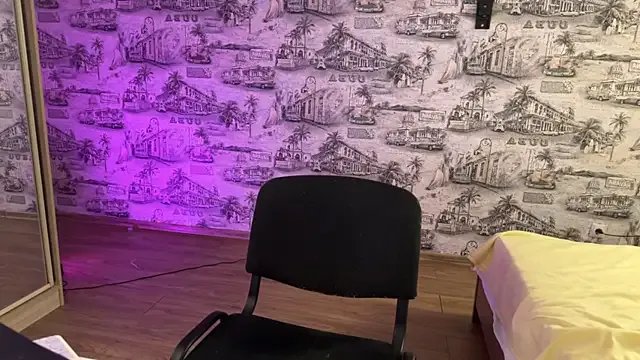 weshycouple on StripChat