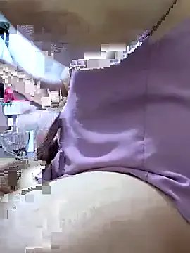 Wetpussymomx on StripChat