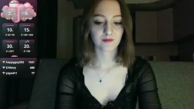 white_liillyy on StripChat