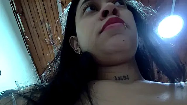 white_sexy_ on StripChat