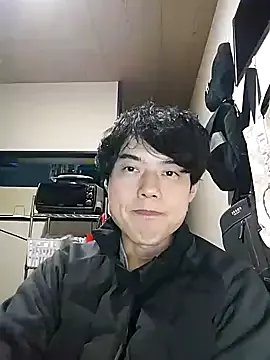 whitebriefboy on StripChat