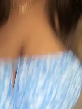 WifyHubby_38 on StripChat