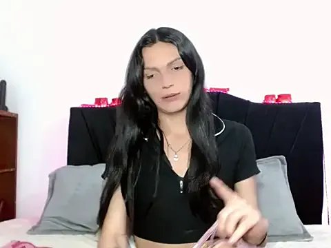 x_isabella_x on StripChat