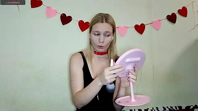 xlo_lax on StripChat