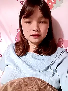 XoiXoi232 on StripChat