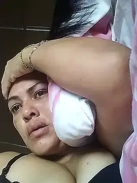 Xoticxenax on StripChat