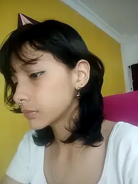 xoxo_milk on StripChat