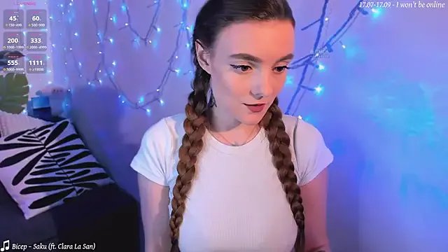 xwiuiwx on StripChat