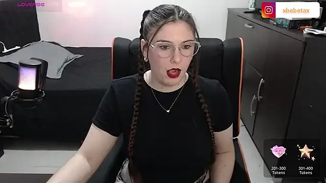 xxbbtaa — 1 finger in ass+ Nakeddd