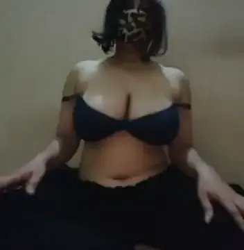 Yamini-X on StripChat