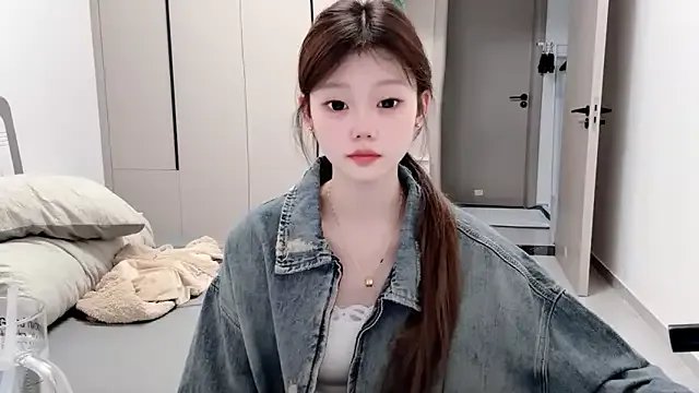 yang-yang-yang on StripChat