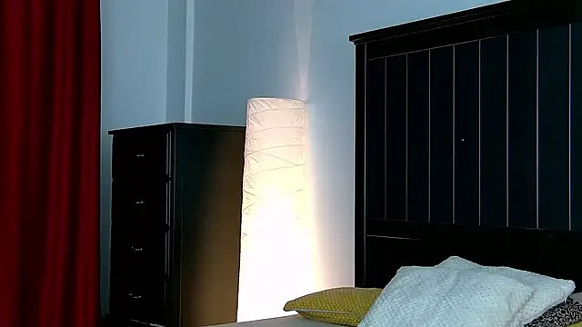 Yanira_Muslim on StripChat