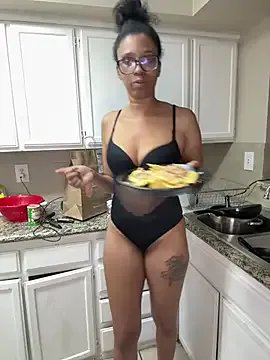 YeahhhitsBreezy on StripChat