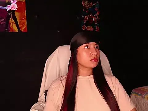 Freechat yes0225 on StripChat