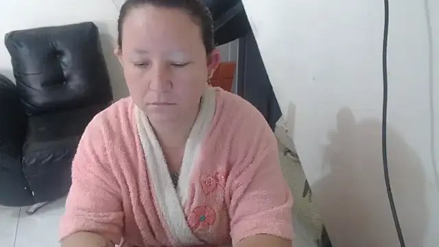 Yohis_Kiut25 on StripChat