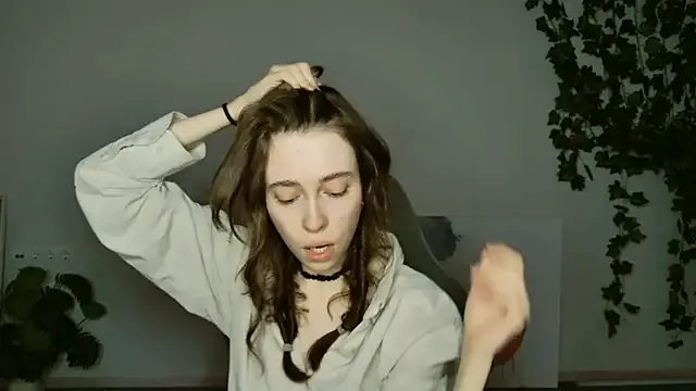 Yoka_paradoXXX on StripChat