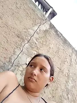 young_dairy01 on StripChat