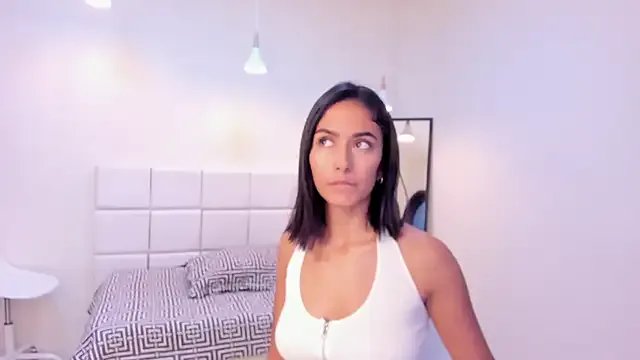 your_khloe on StripChat