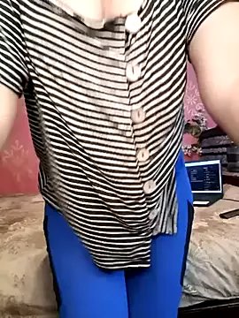 yourkajal on StripChat