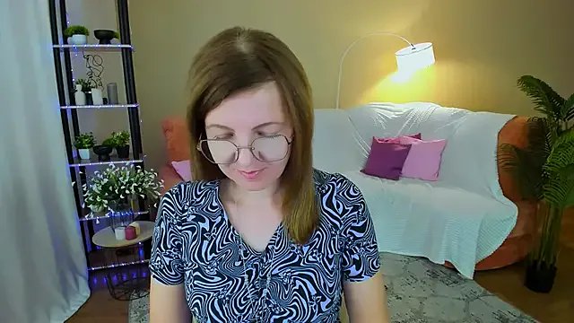 YourUniverser on StripChat