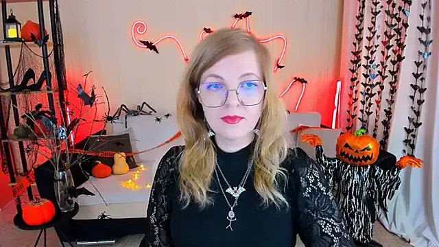 YourUniverser on StripChat