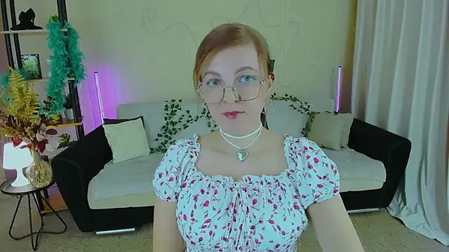 YourUniverser on StripChat