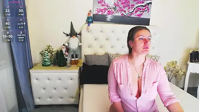 Ysabell01 on StripChat