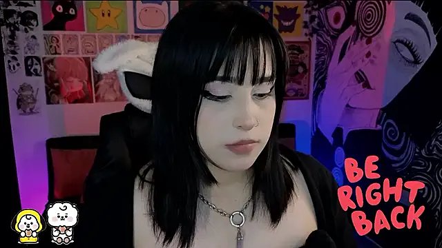 Yuhwan_ on StripChat