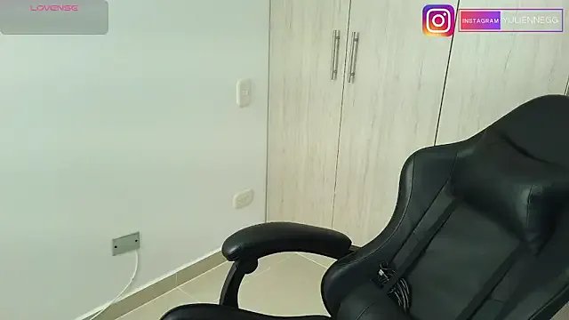 Yuliennegg on StripChat