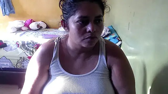 yulieth_bbw on StripChat