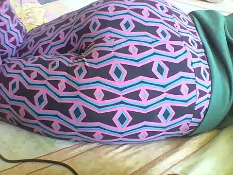 Freechat zainabsmile on StripChat