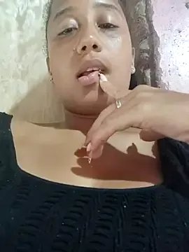 zandra_kiman on StripChat