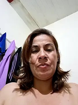 Private Zaralu_ on StripChat