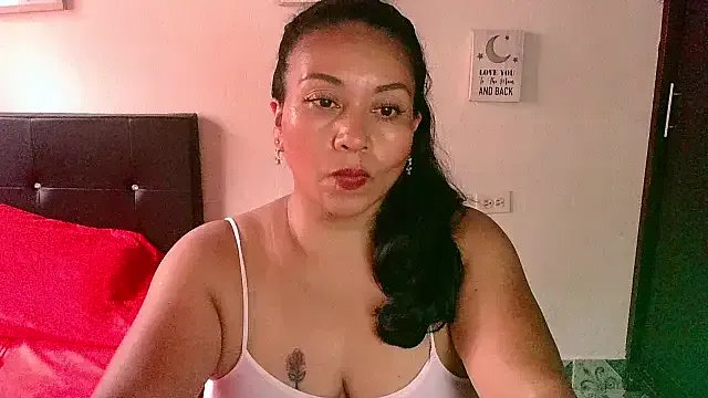 zaray_bella — full nude and dildo in pussy