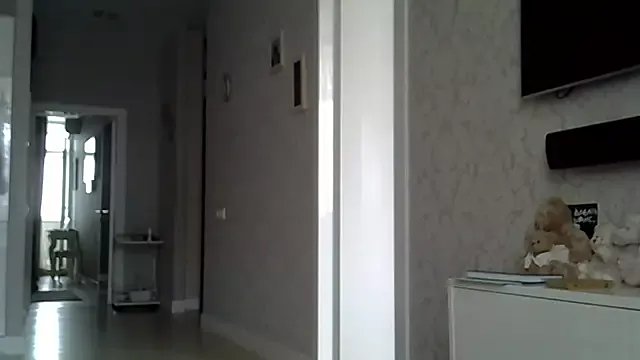 Freechat ZarinaSwift on StripChat