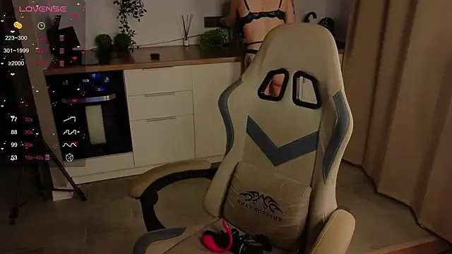 Freechat zelda_1 on StripChat