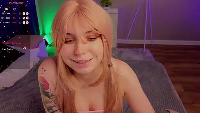 Freechat zelda_1 on StripChat