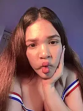 Zeli_66 on StripChat