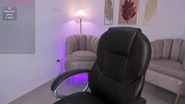 zharaa_fox — SHOW   PUSSY