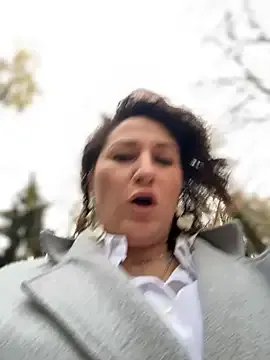 ZhenjaPoledance on StripChat