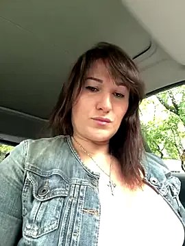 ZhenjaPoledance on StripChat