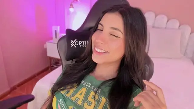 zia_cooper on StripChat