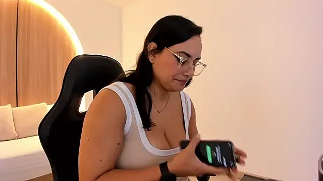 Freechat zoe_danae_ on StripChat