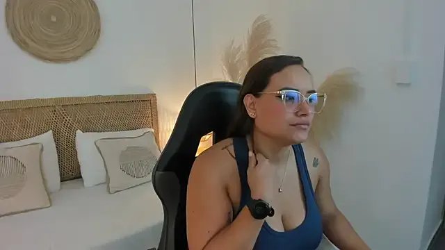 Freechat zoe_danae_ on StripChat